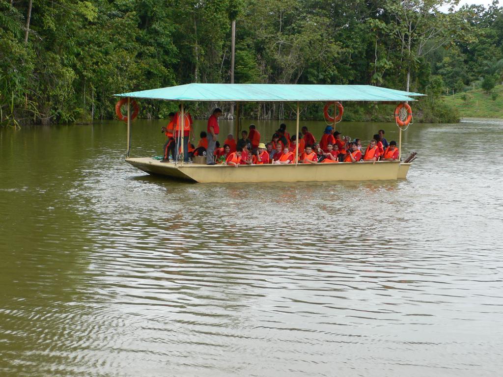 Borneo Tropical Rainforest Resort Miri Ngoại thất bức ảnh